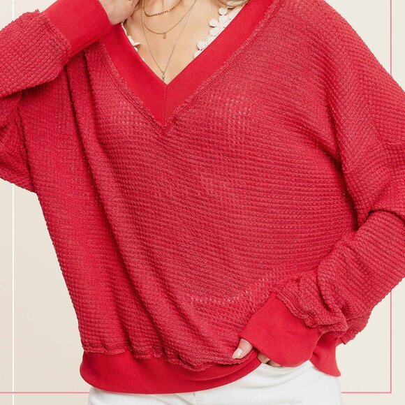 The Willow Waffle Knit Weekend Style V-Neck Sweater Top - Boho Fall Fashion Pick - Picture 7 of 8